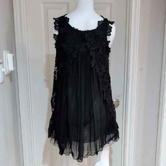 Chic Black Floral Lace Sleeveless Sheer Back Dress Women's Small
