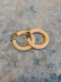 VTG Peach Hoop Clip-On Earrings - Retro Women’s Costume Jewelry MCM