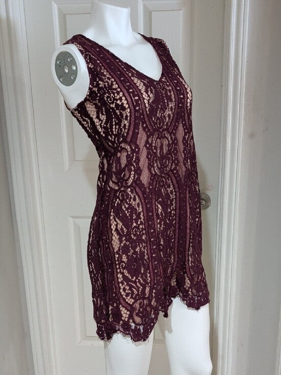 Retro Y2K V-Neck Sleeveless Lace Tunic Dress in Deep Plum Women's Medium